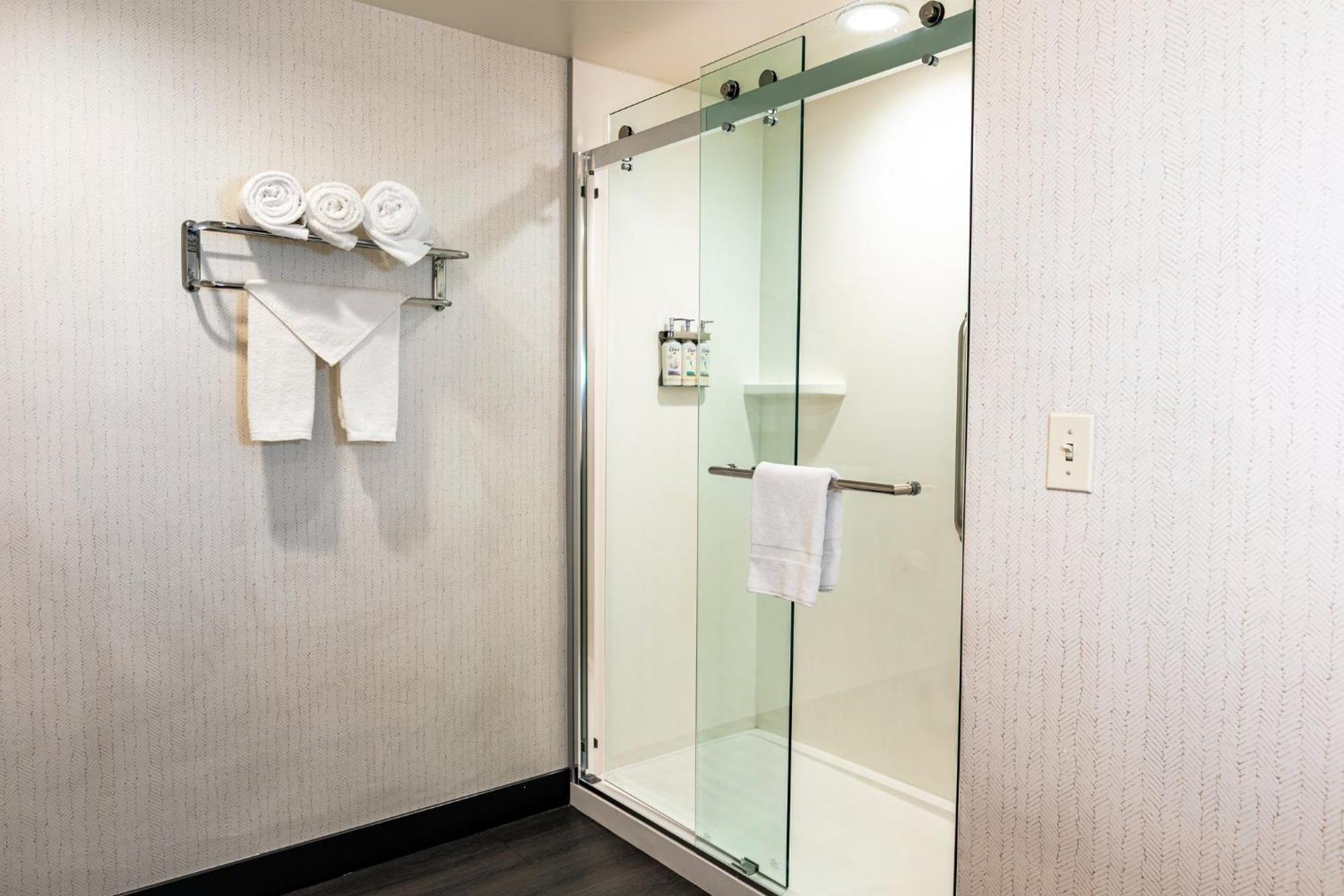 Holiday Inn Oakland Airport By Ihg Экстерьер фото