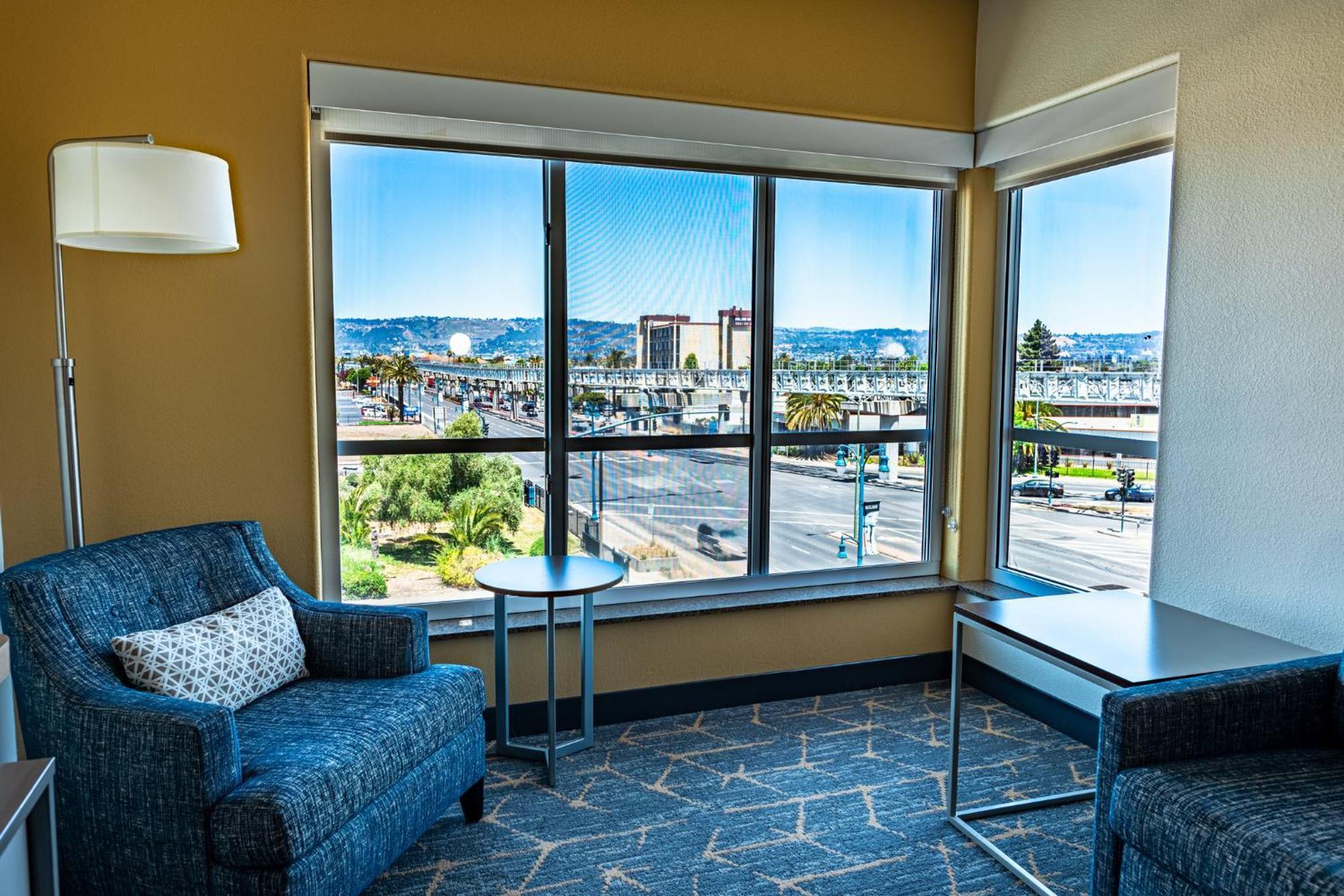 Holiday Inn Oakland Airport By Ihg Экстерьер фото