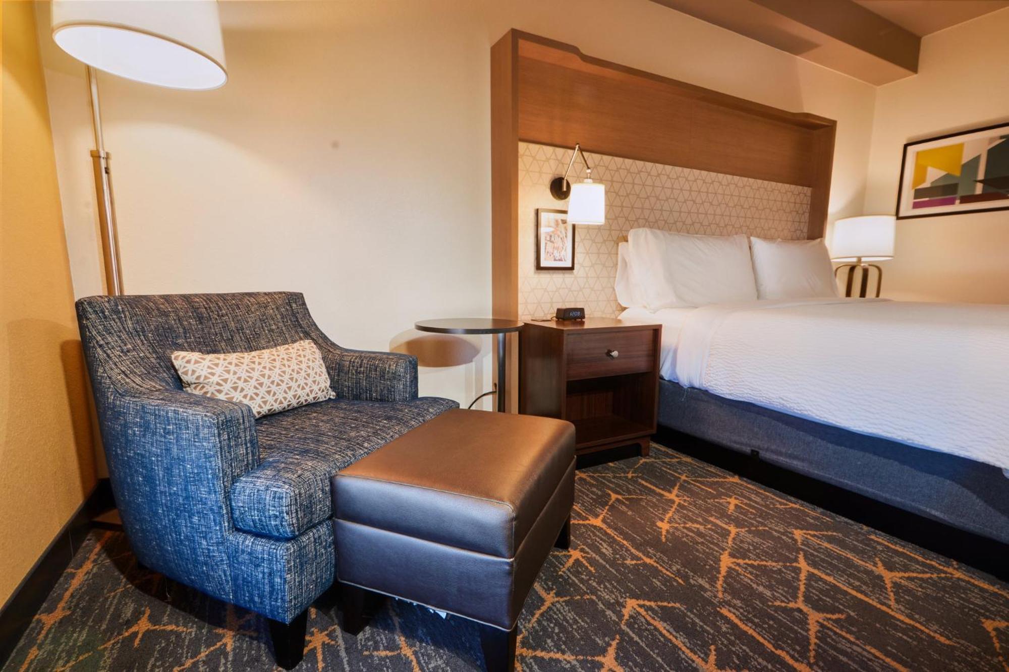 Holiday Inn Oakland Airport By Ihg Экстерьер фото